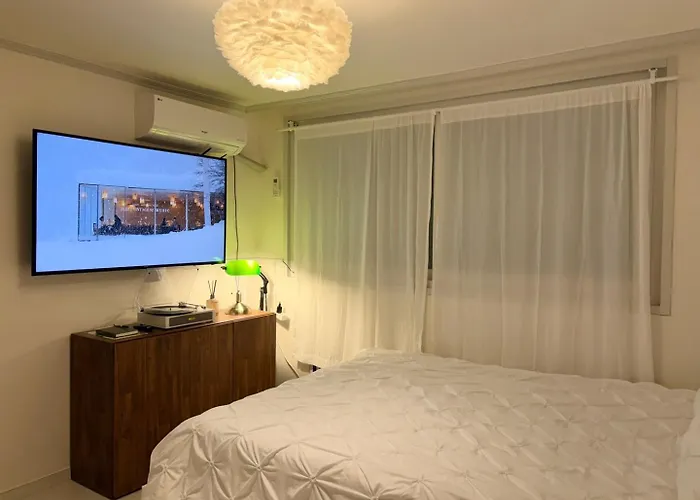 홍대신촌 올리브 Olive Apartment